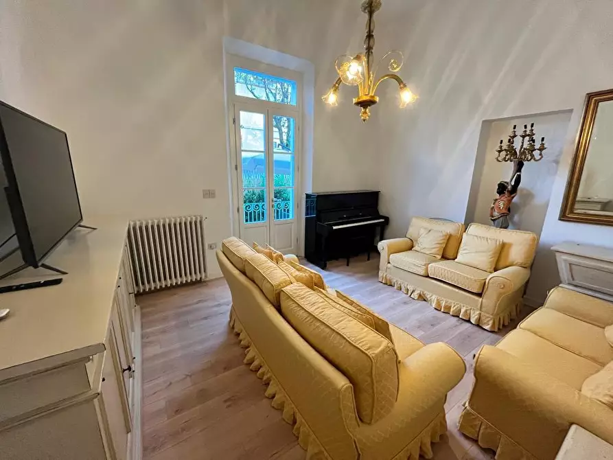 Immagine 4 di Villa in affitto  a Forte Dei Marmi