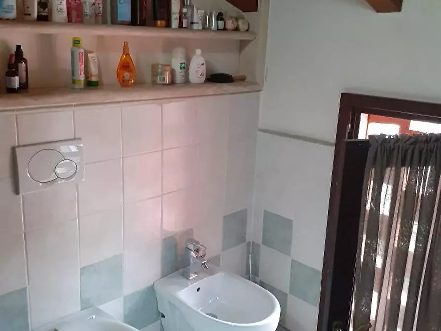 Immagine 8 di Appartamento in vendita  a Montignoso