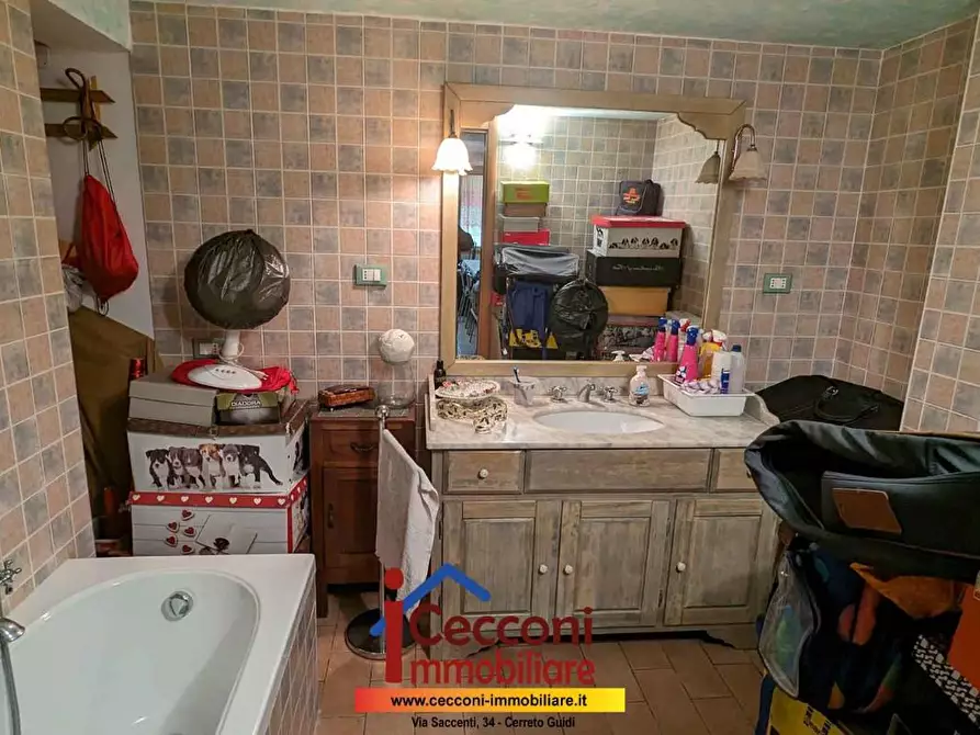 Immagine 16 di Appartamento in vendita  a Lamporecchio