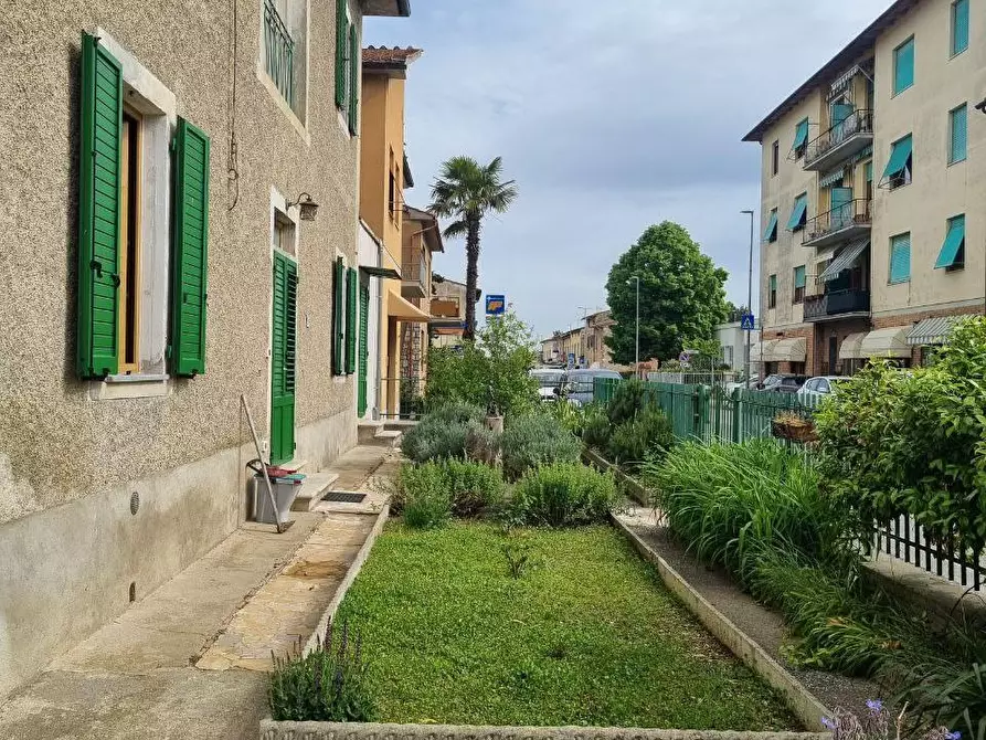 Immagine 1 di Casa indipendente in vendita  a Colle Di Val D'elsa