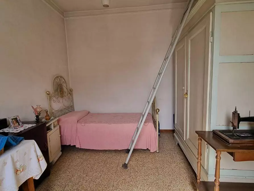 Immagine 32 di Casa indipendente in vendita  a Colle Di Val D'elsa