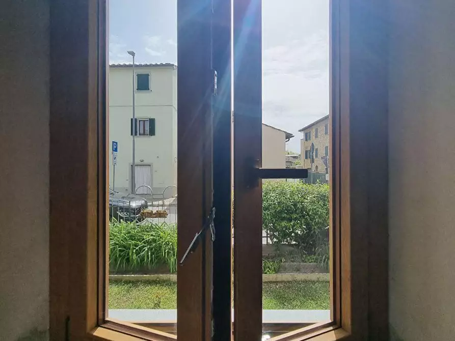 Immagine 5 di Casa indipendente in vendita  a Colle Di Val D'elsa