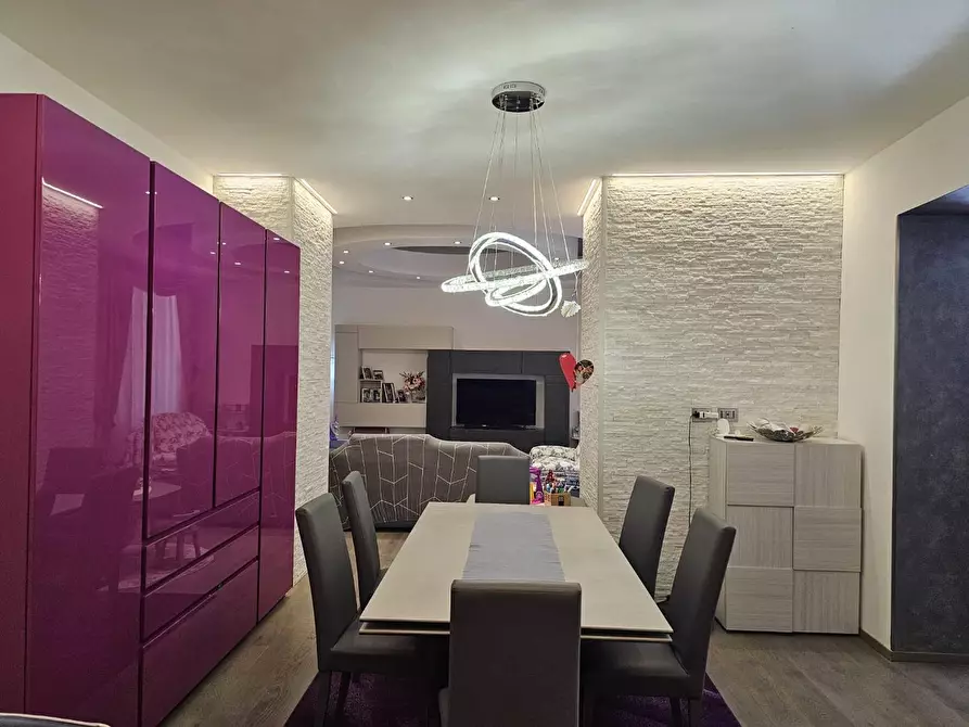 Immagine 10 di Appartamento in vendita  a Siena