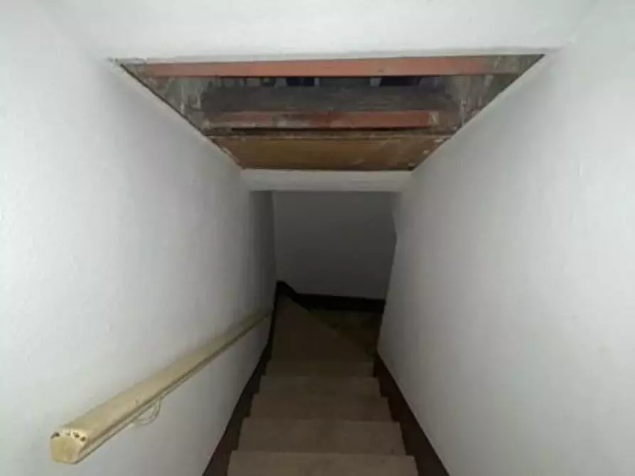 Immagine 11 di Appartamento in vendita  a Santa Croce Sull'arno