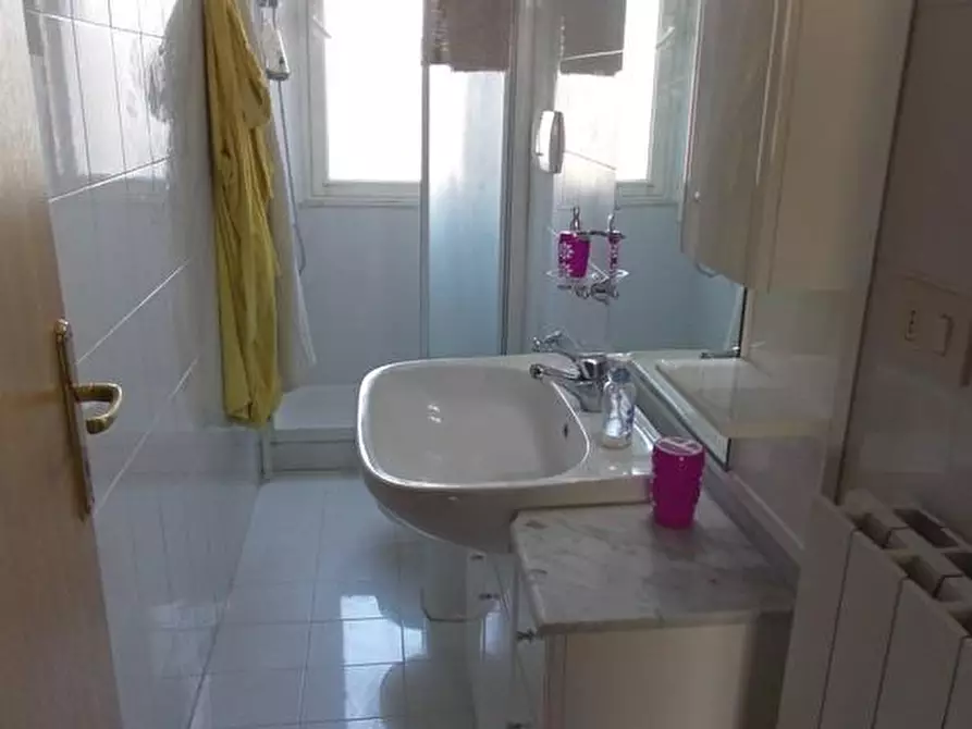 Immagine 11 di Appartamento in affitto  a Rosignano Marittimo