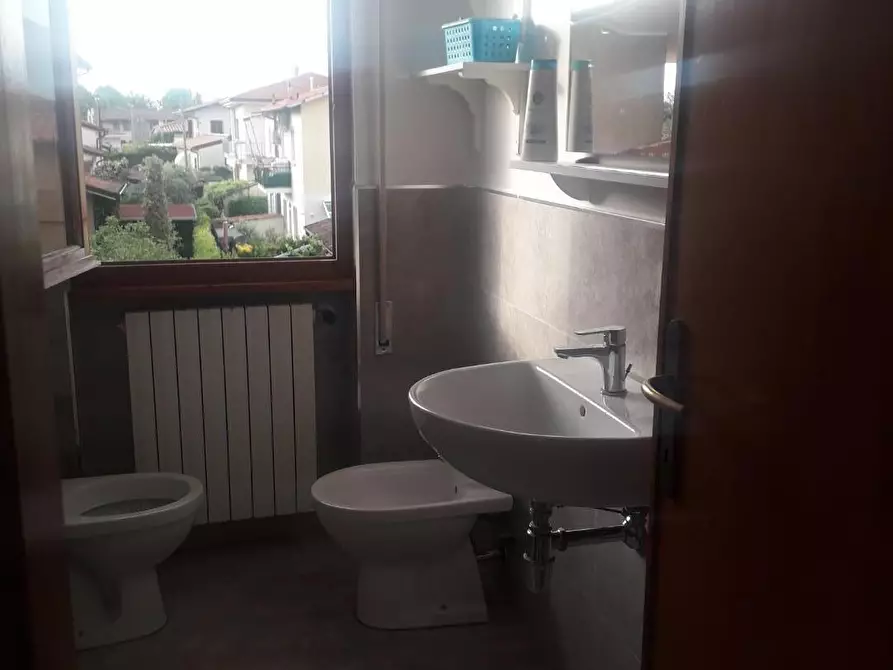 Immagine 22 di Appartamento in vendita  a Pietrasanta