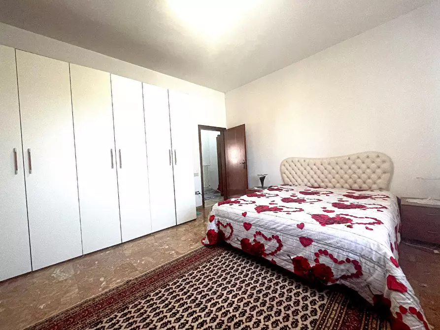 Immagine 11 di Appartamento in vendita  a Montelupo Fiorentino