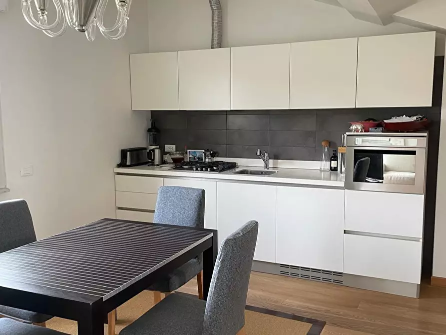 Immagine 14 di Appartamento in vendita  a Castelnuovo Magra