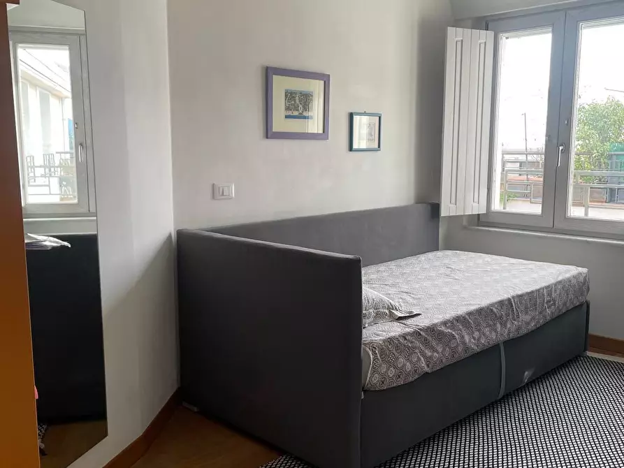 Immagine 13 di Appartamento in vendita  a Castelnuovo Magra