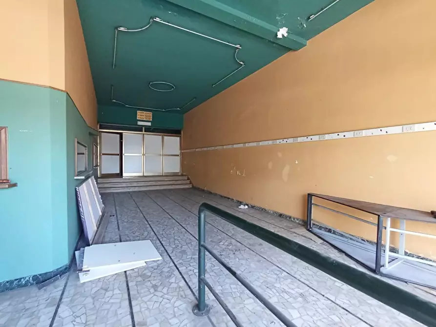 Immagine 3 di Capannone industriale in affitto  a Cascina