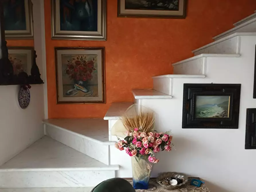 Immagine 8 di Casa trifamiliare in vendita  a Carrara