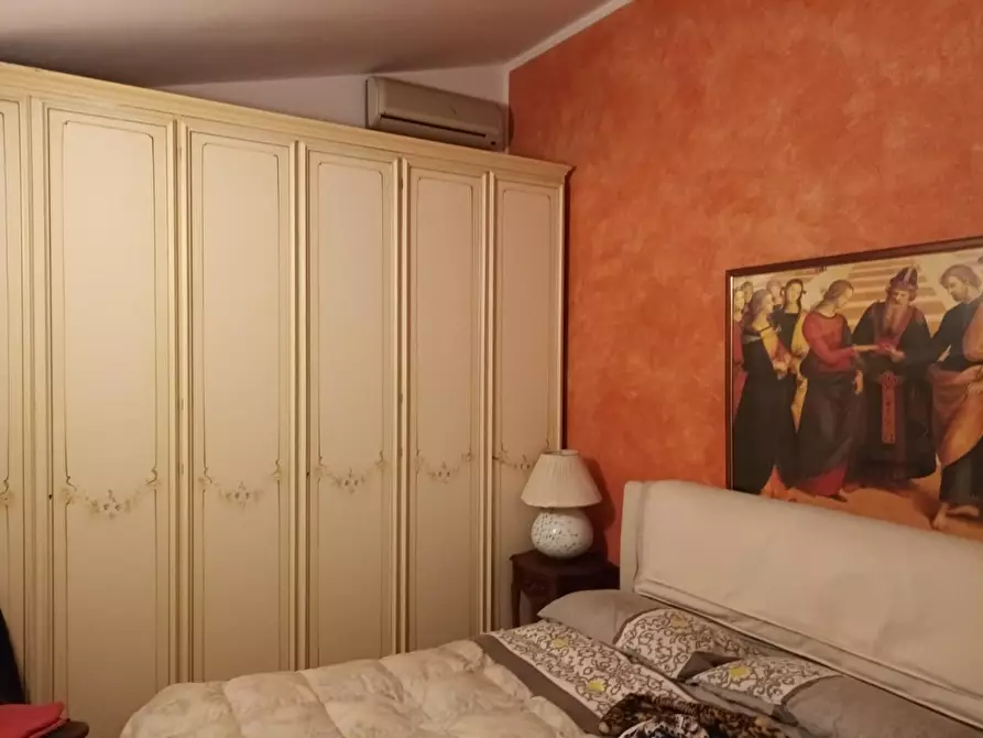 Immagine 17 di Casa trifamiliare in vendita  a Carrara