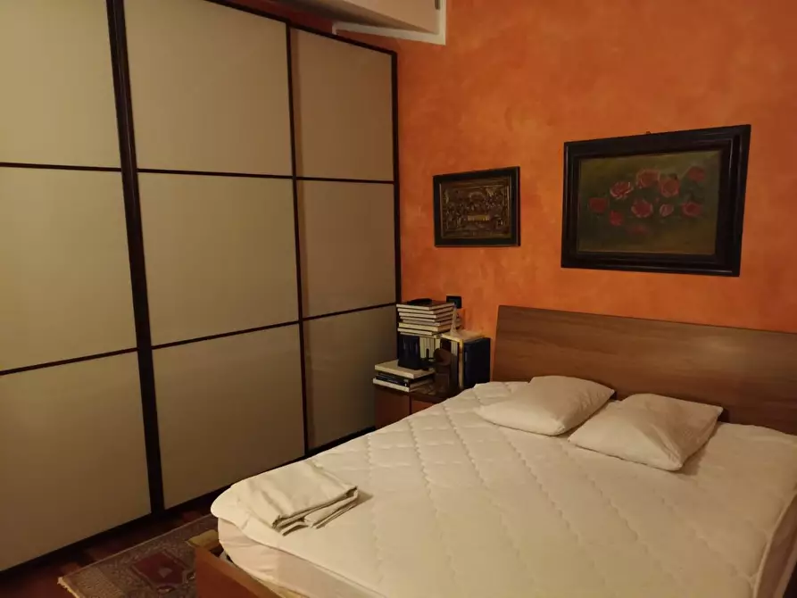 Immagine 14 di Casa trifamiliare in vendita  a Carrara