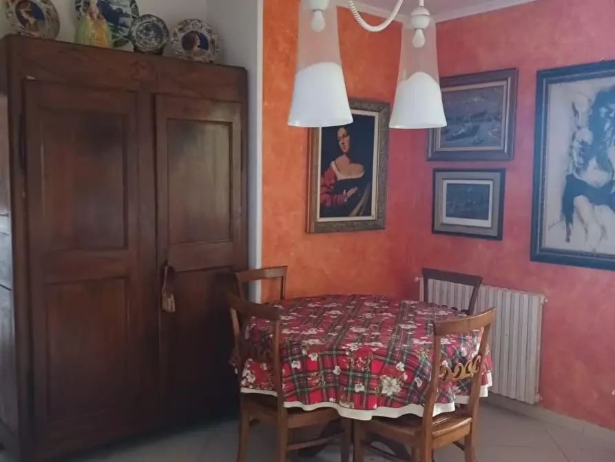 Immagine 21 di Casa trifamiliare in vendita  a Carrara