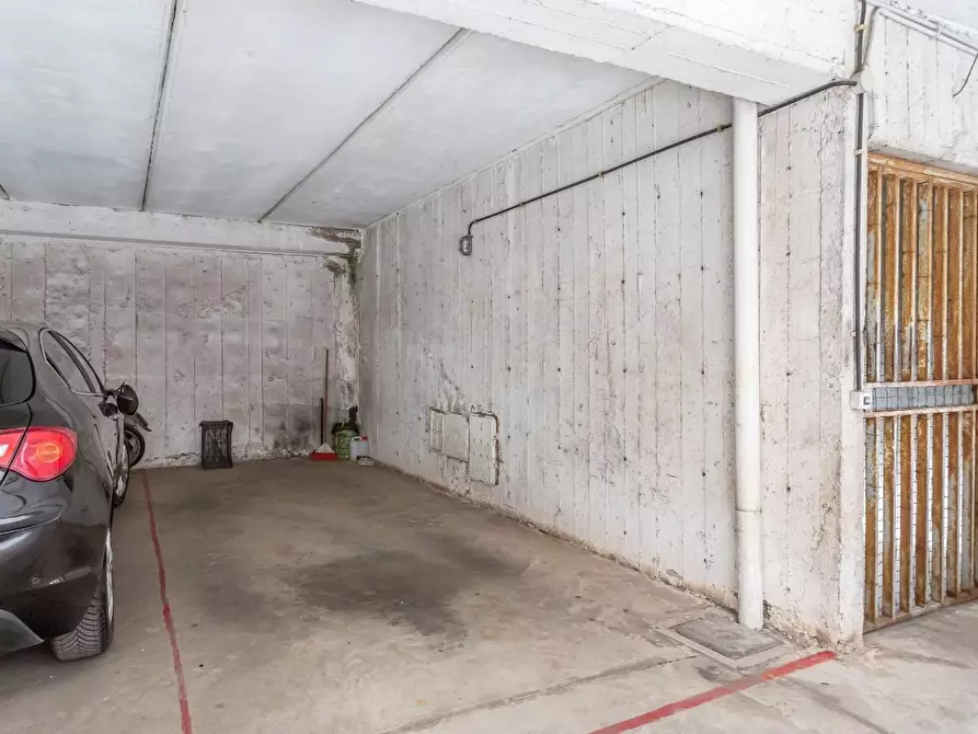 Immagine 29 di Appartamento in vendita  a Roma