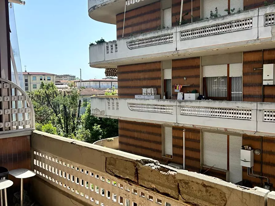 Immagine 28 di Appartamento in vendita  a Carrara