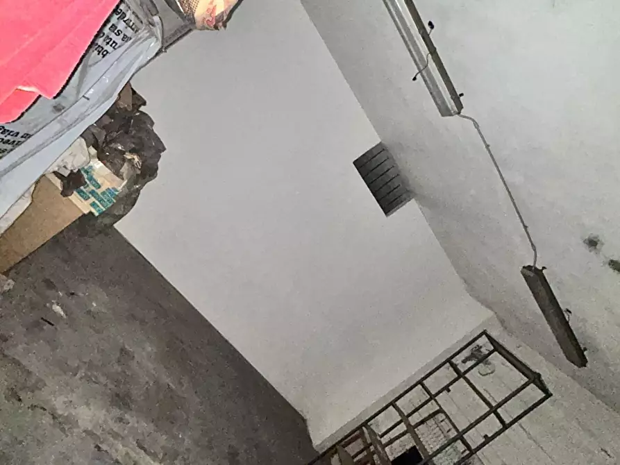 Immagine 50 di Appartamento in vendita  a Carrara