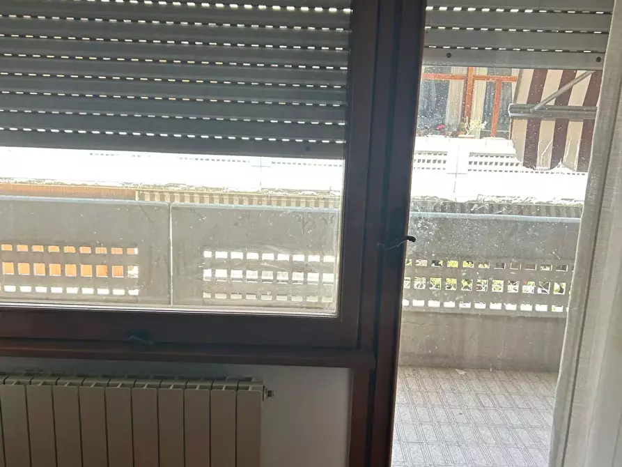 Immagine 11 di Appartamento in vendita  a Carrara