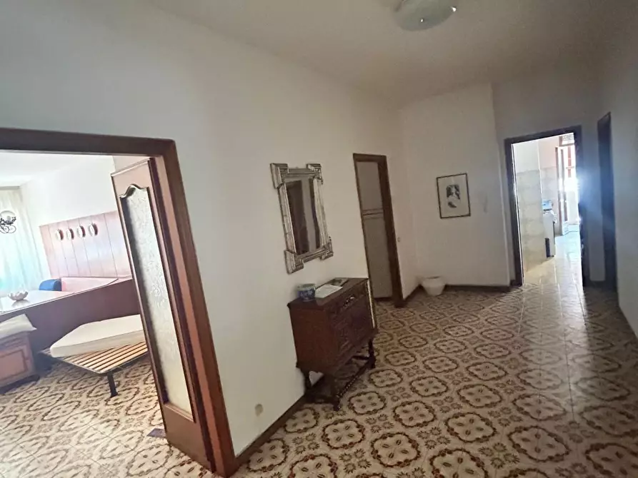 Immagine 8 di Appartamento in vendita  a Carrara