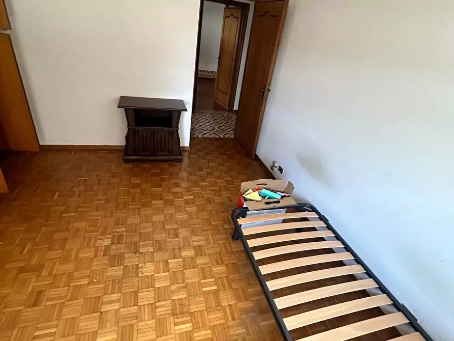 Immagine 46 di Appartamento in vendita  a Carrara