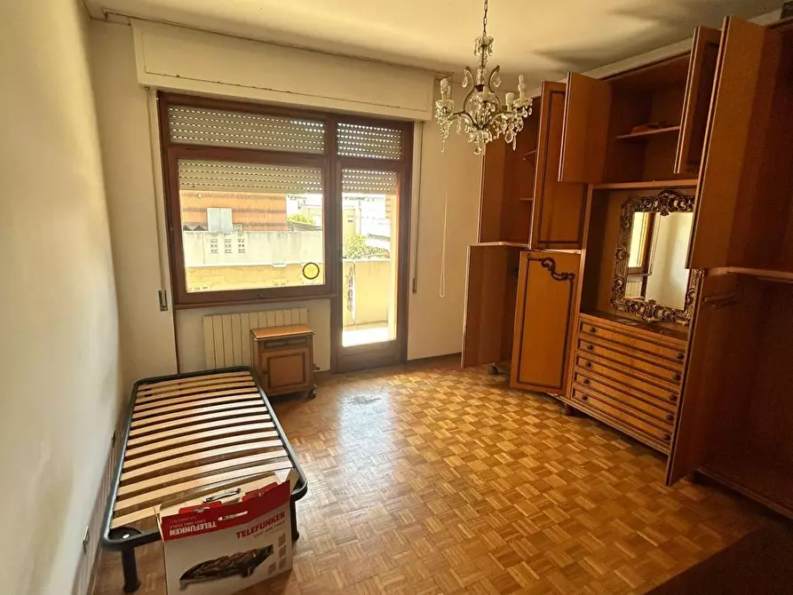 Immagine 47 di Appartamento in vendita  a Carrara