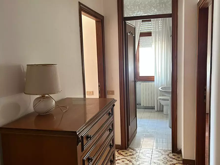 Immagine 12 di Appartamento in vendita  a Carrara