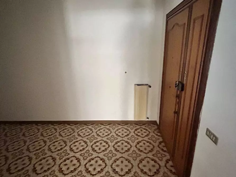 Immagine 26 di Appartamento in vendita  a Carrara