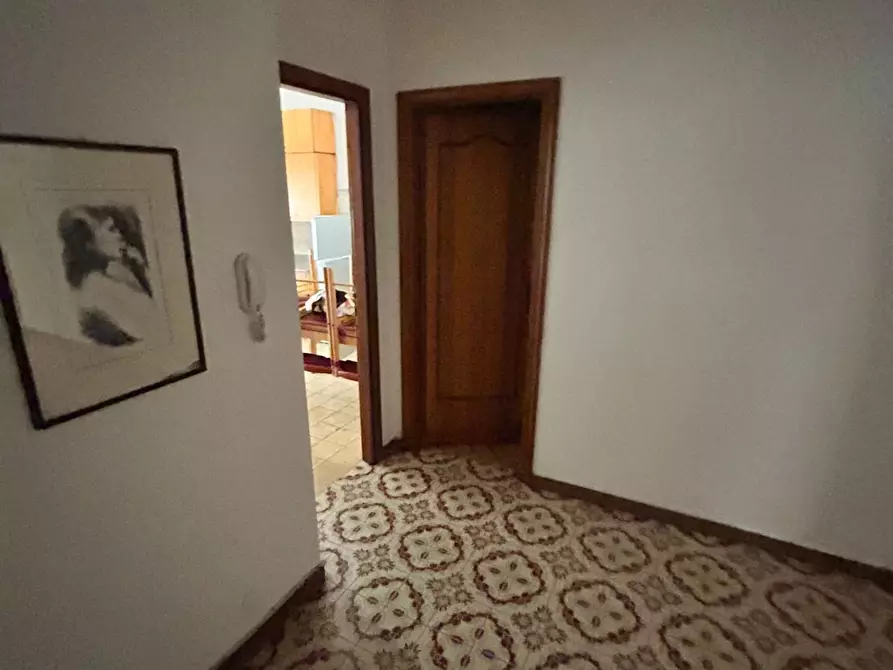 Immagine 39 di Appartamento in vendita  a Carrara