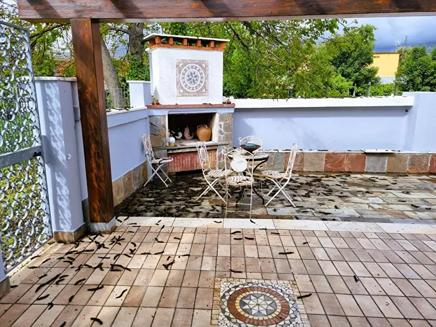 Immagine 21 di Villa in vendita  a Massa