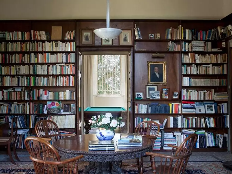 Immagine 22 di Villa in vendita  a Collesalvetti