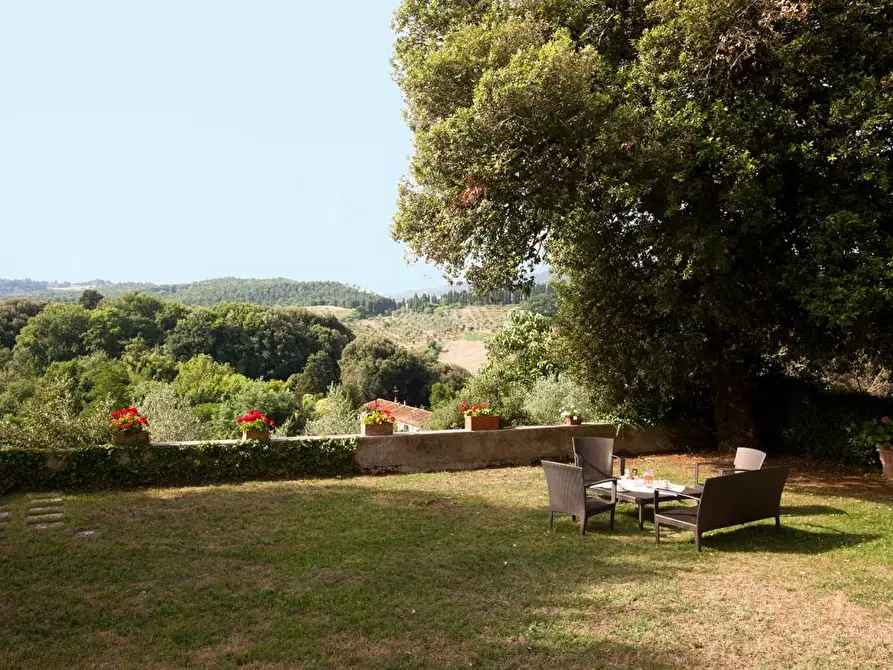 Immagine 3 di Villa in vendita  a Collesalvetti