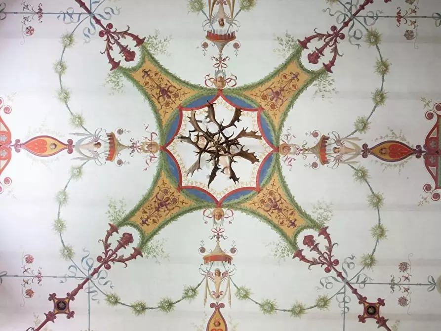 Immagine 29 di Villa in vendita  a Collesalvetti