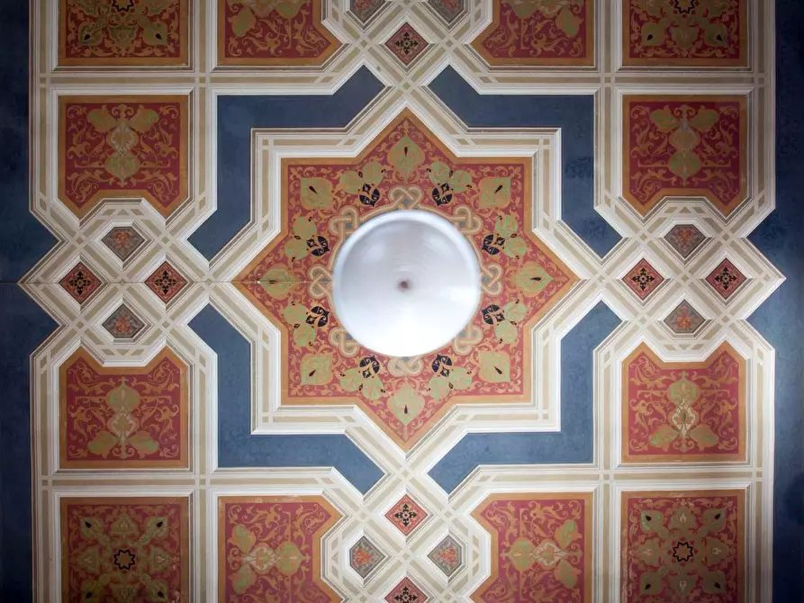 Immagine 31 di Villa in vendita  a Collesalvetti