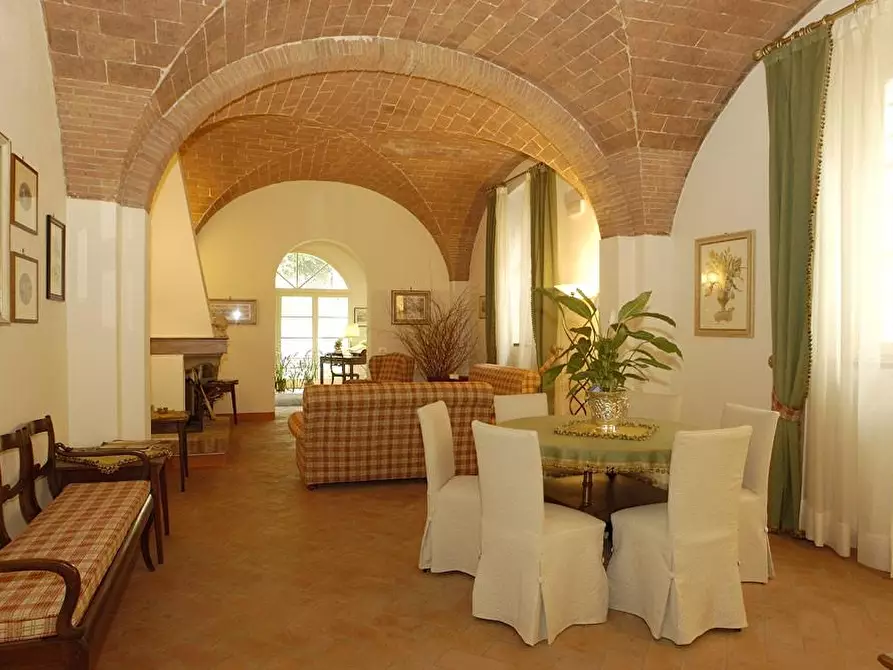 Immagine 6 di Villa in vendita  a San Miniato