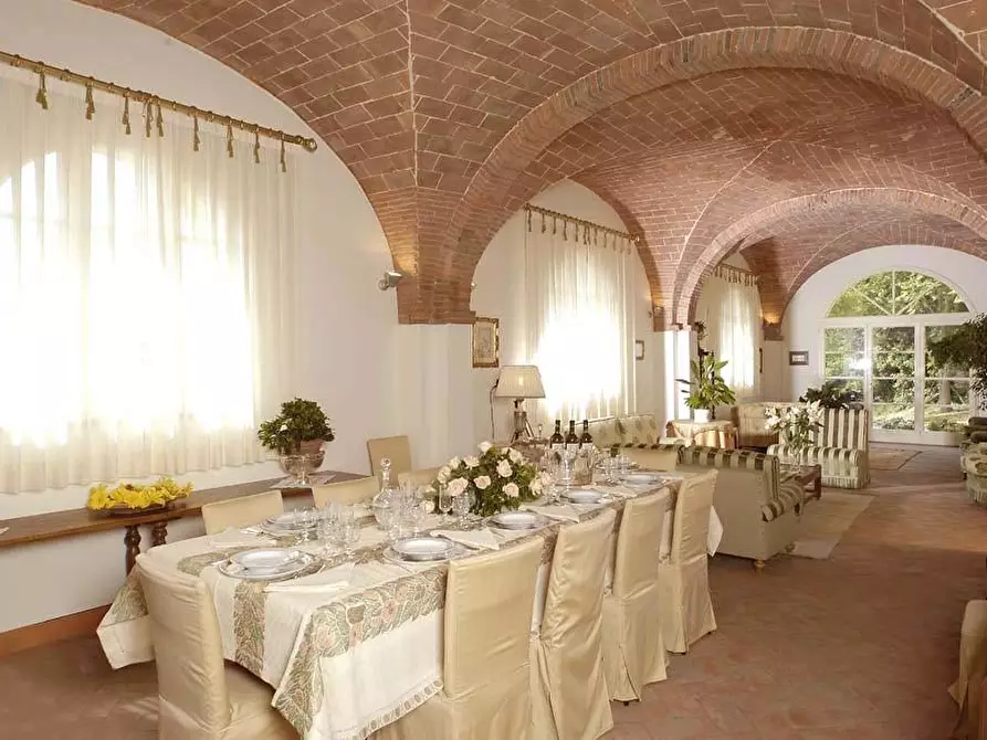 Immagine 9 di Villa in vendita  a San Miniato