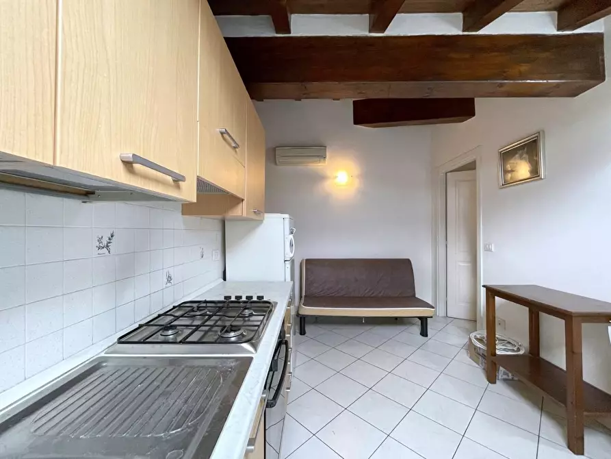 Immagine 6 di Mansarda in vendita  a Camaiore