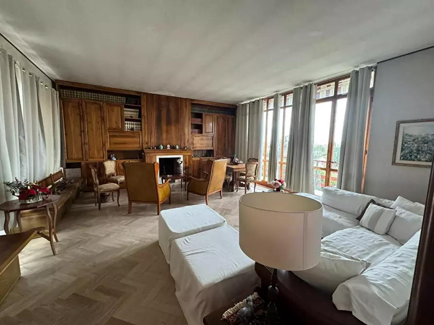 Immagine 7 di Casa indipendente in vendita  a Massa