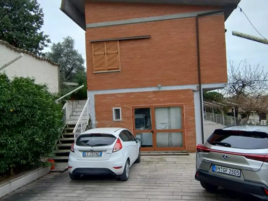 Immagine 20 di Casa indipendente in vendita  a Massa