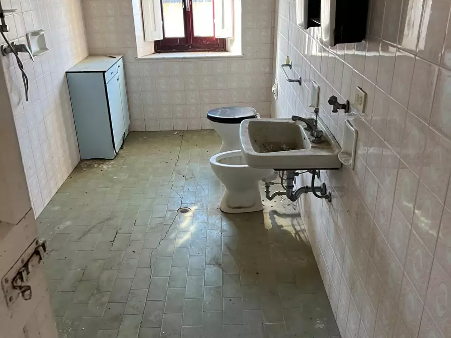 Immagine 4 di Porzione di casa in vendita  a Vinci