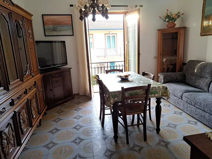 Immagine 10 di Casa indipendente in vendita  a Castelnuovo Magra