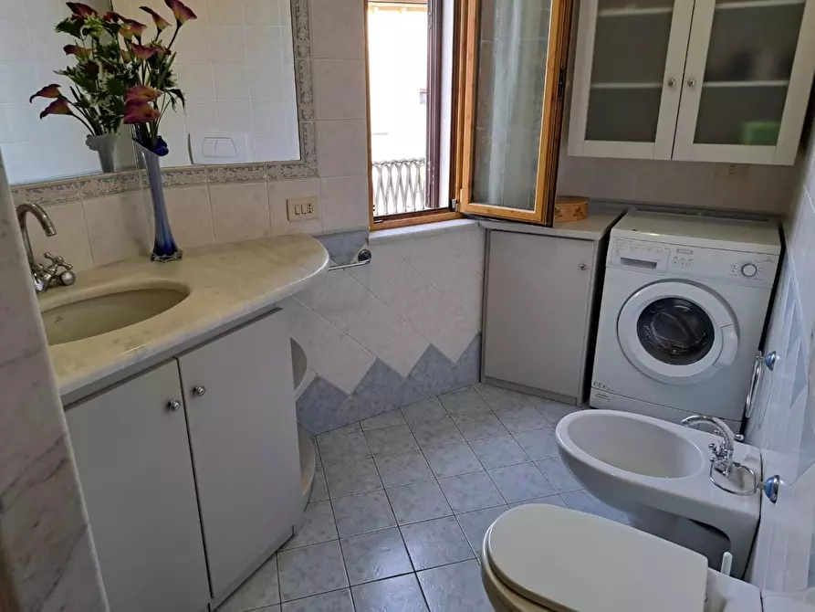 Immagine 6 di Casa indipendente in vendita  a Castelnuovo Magra