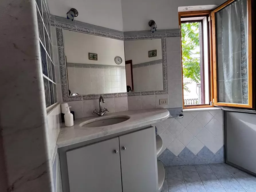 Immagine 32 di Casa indipendente in vendita  a Castelnuovo Magra