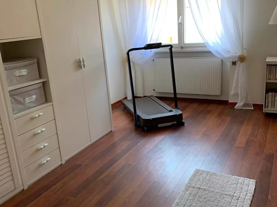 Immagine 22 di Appartamento in vendita  a Carrara