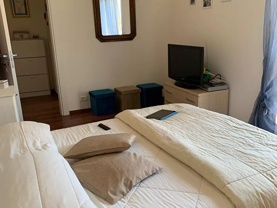 Immagine 15 di Appartamento in vendita  a Carrara