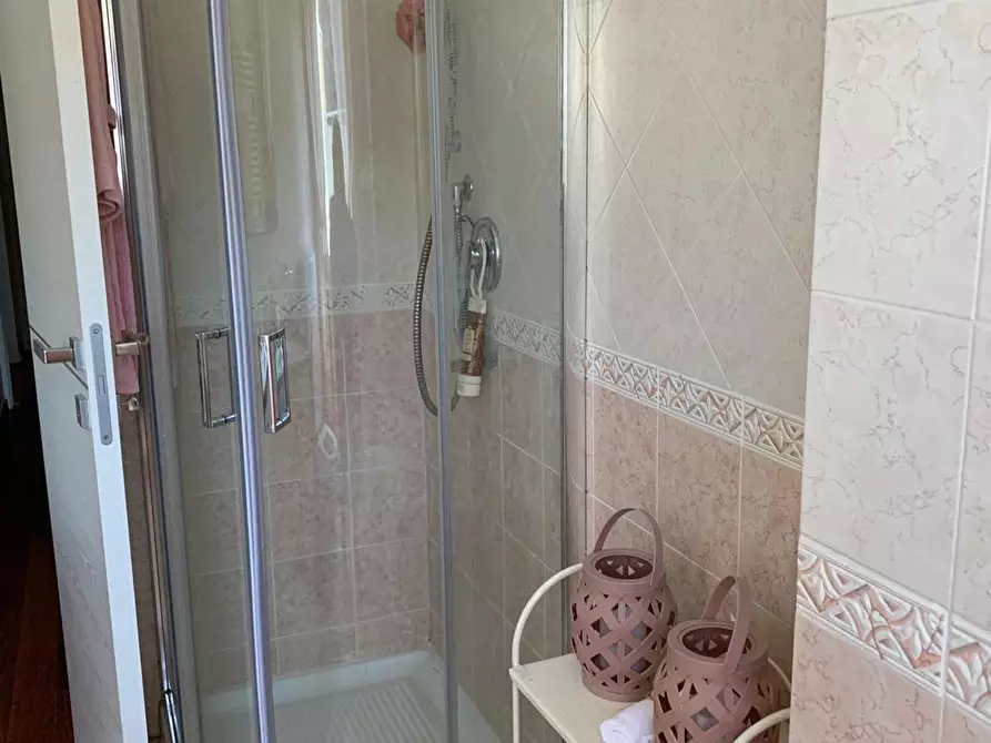 Immagine 28 di Appartamento in vendita  a Carrara