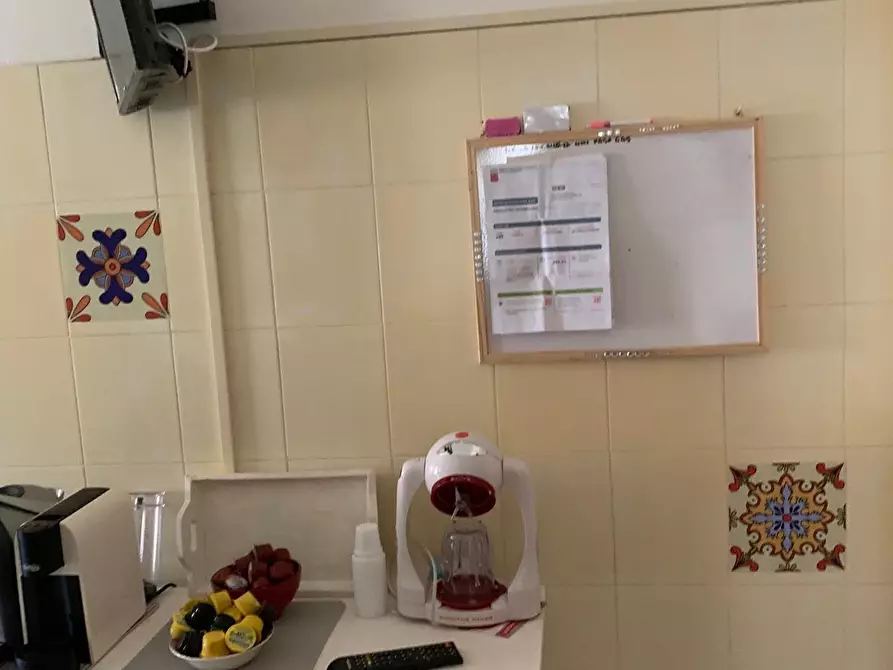 Immagine 11 di Appartamento in vendita  a Carrara