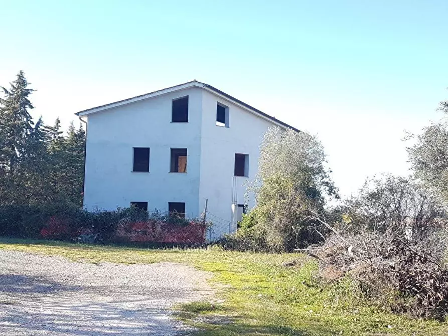 Immagine 1 di Villa in vendita  a Casciana Terme Lari