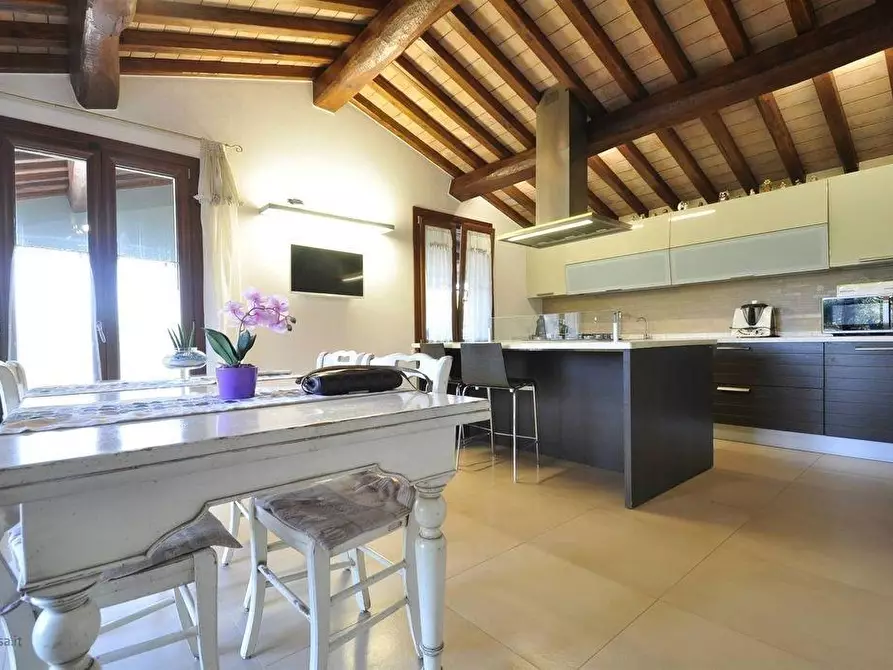 Immagine 10 di Villa in vendita  a San Vincenzo