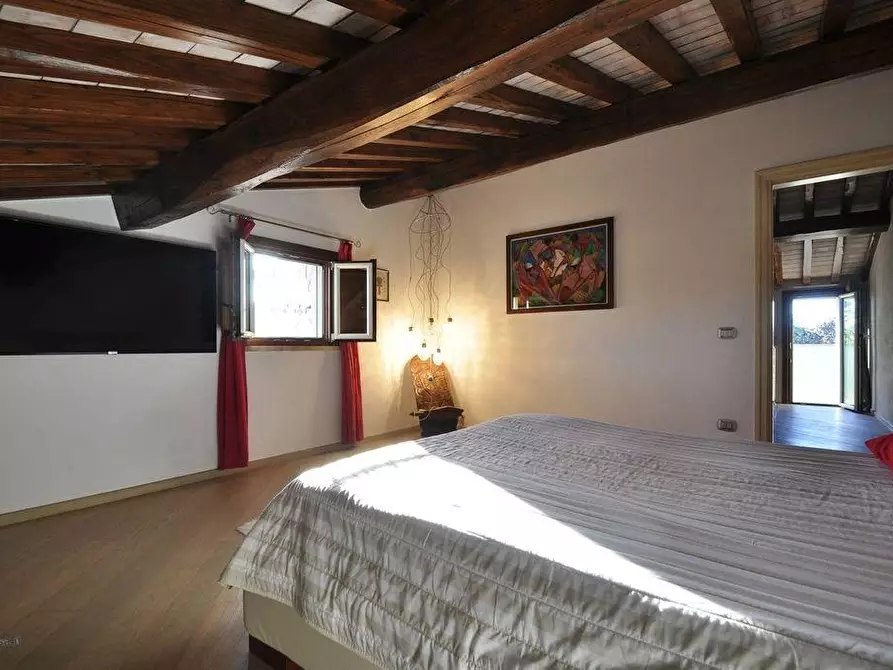 Immagine 15 di Villa in vendita  a San Vincenzo