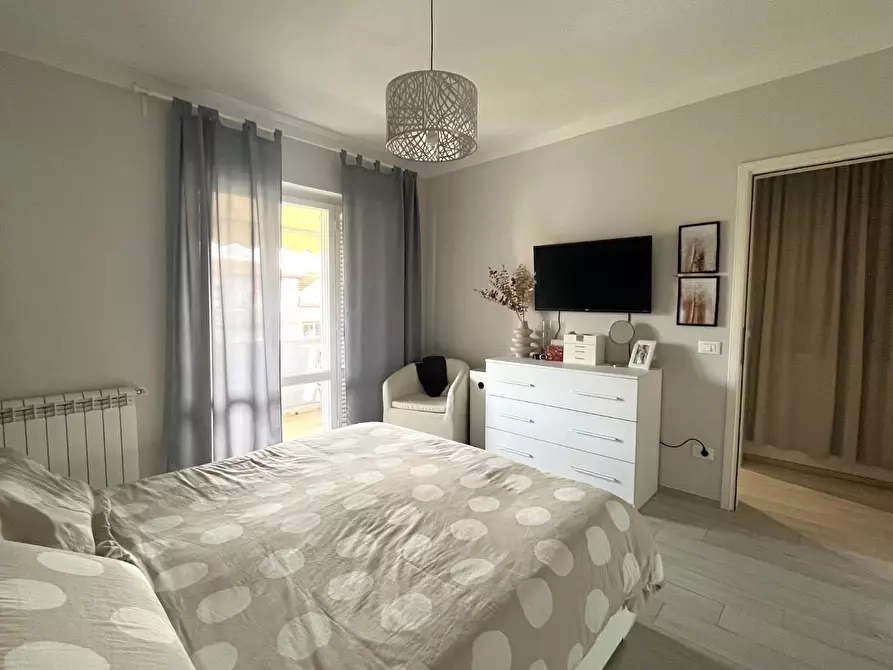 Immagine 8 di Villetta a schiera in vendita  a Seravezza